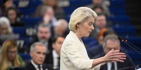 Νέους κανόνες για την προστασία των ανηλίκων στα social προανήγγειλε η Φον ντερ Λάιεν - Την Πέμπτη η πρόταση της Επιτροπής