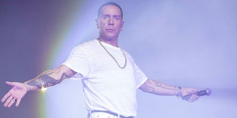Ο Γιώργος Μαζωνάκης σαρώνει στο Spotify μία εβδομάδα μετά τον θάνατό του -Το τραγούδι που βρίσκεται στην κορυφή