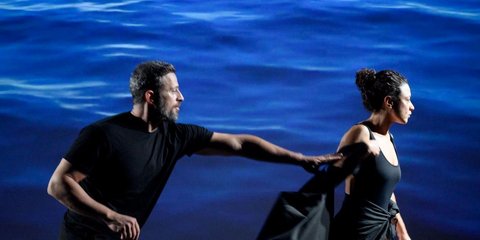 «Τα παιδιά ενός κατώτερου θεού»/ Φωτογραφία: Χάρης Γερμενίδης 