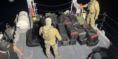 Μεγάλη επιχείρηση του Λιμενικού, εντόπισε πάνω από 360 κιλά κάνναβης, αξίας 1,08 εκατ. ευρώ -Δείτε βίντεο και εικόνες