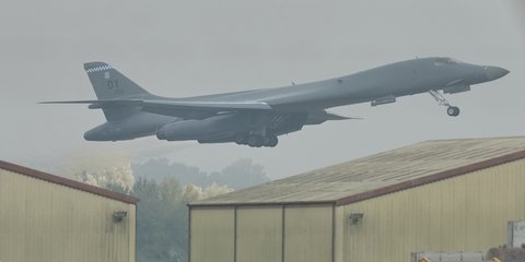 Βομβαρδιστικά B-1
