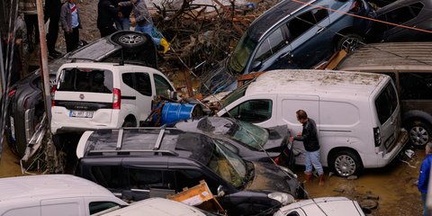 Φονική κακοκαιρία στην Κωνσταντινούπολη: Στους τρεις οι νεκροί, τέσσερις αγνοούμενοι -Τα ορμητικά νερά παρέσυραν μονοκατοικία