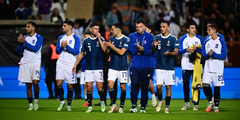 Οι παίκτες της Εθνικής Ελλάδας μετά το εντός έδρας ματς με την Ολλανδία για το Nations League 