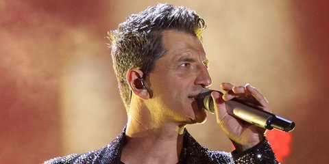 Ο Σάκης Ρουβάς πόσταρε backstage βίντεο: Τι κάνει πριν βγει στη σκηνή