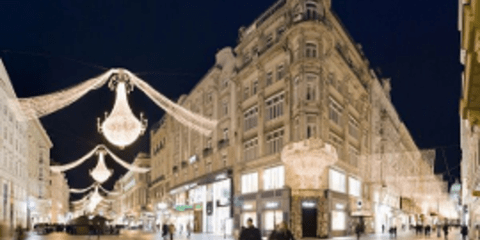 Ο κόσμος υποδέχθηκε το νέο έτος - Οι πιο εντυπωσιακά στολισμένες πόλεις για φέτος [εικόνες]