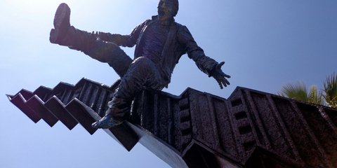 Ενα γλυπτό για την κρίση στην Ελλάδα 