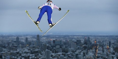 Σκιέρ... πάνω από την πόλη