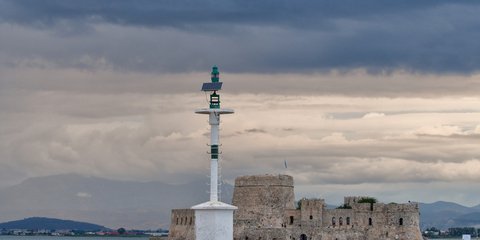 «Φθινοπωρινό» σκηνικό στο Ναύπλιο