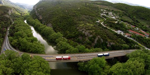 Η ομορφιά της κοιλάδας των Τεμπών από ψηλά