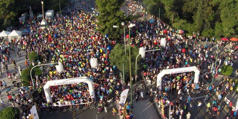 Οι Αθηναίοι στους δρόμους 