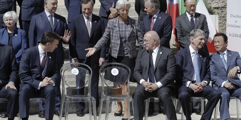 Περιμένοντας τους Ιταλούς