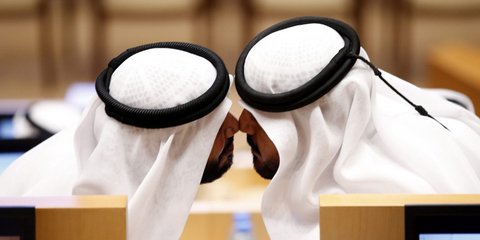 Είναι απλά ένας χαιρετισμός -Στο Ομοσπονδιακό Εθνικό Συμβούλιο των Ηνωμένων Αραβικών Εμιράτων