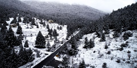 Μαγικό, λευκό τοπίο, από ψηλά