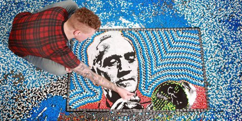 Καλλιτέχνης της Οπερας του Πεκίνου εν δράσει... 