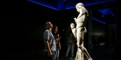 «Οι αμέτρητες όψεις του ωραίου» στο Εθνικό Αρχαιολογικό Μουσείο -Φωτογραφία: EUROKINISSI/ΣΤΕΛΙΟΣ ΜΙΣΙΝΑΣ