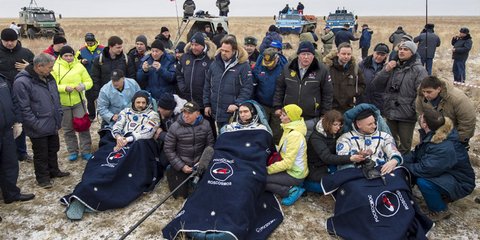 Μετά από έναν χρόνο στο διάστημα 