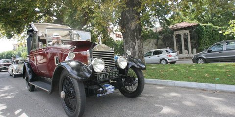 Ιστορικά προπολεμικά αυτοκίνητα στην Αρχαία Ολυμπία...