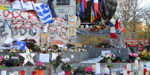 8 Δεκεμβρίου, Παρίσι 