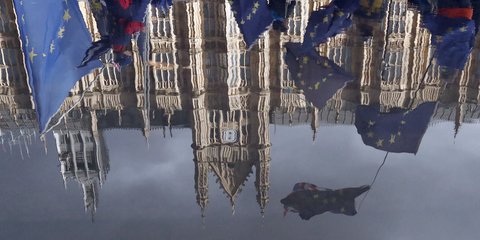 Κάποιοι ελπίζουν ακόμη ότι θα έρθουν τα πάνω- κάτω στο Brexit