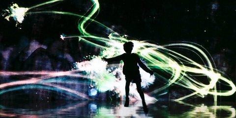 Χορεύοντας με το φως, στο σκοτάδι