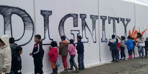 «Αξιοπρέπεια τώρα»