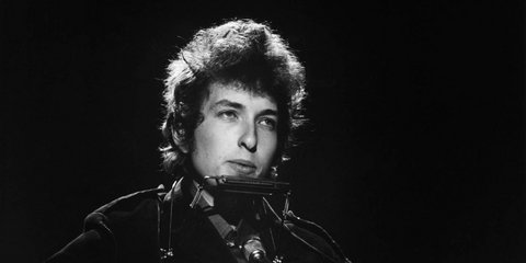 Ο Ρόμπερτ Άλεν Ζίμερμαν, κατά κόσμον Μπομπ Ντίλαν, όταν πιθανότατα δεν σκεφτόταν ότι θα γίνει νομπελίστας