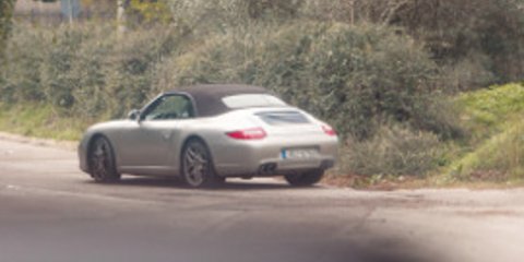 Τι απαντά ο Νίκος Παπανδρέου για την porsche, τη βίλα στην Εκάλη και την BMW