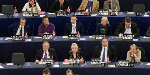 Το ευρωπαϊκό κοινοβούλιο βροντοφώναξε «Je Suis Charlie»