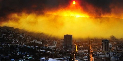 Πύρινος εφιάλτης στη Χιλή -12 νεκροί και χιλιάδες σπίτια κατεστραμμένα