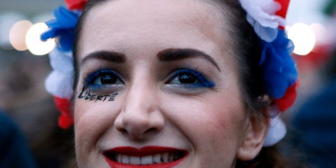 Το πιο πλατύ χαμόγελο για την νίκη του Εμανουέλ Μακρόν - Φωτογραφία: AP Photo/Francois Mori