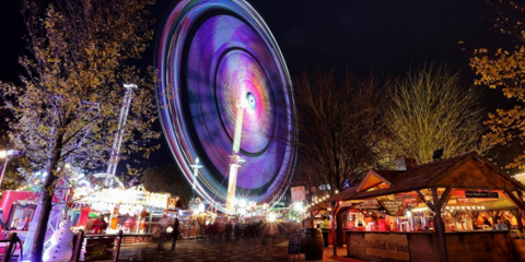 Χριστουγεννιάτικη ατμόσφαιρα στο Λονδίνο: Γιορτάζοντας στο στολισμένο Hyde Park
