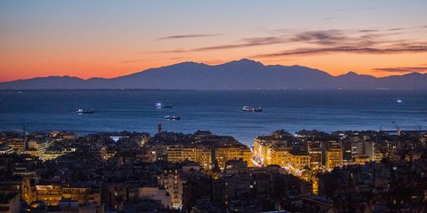 Ηλιοβασίλεμα στο Θερμαϊκό με φόντο τον Ολυμπο -Φωτογραφία: Intimenews/ΤΟΣΙΔΗΣ ΔΗΜΗΤΡΗΣ