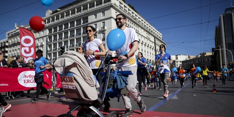 Μικροί- μεγάλοι στο... τρέξιμο