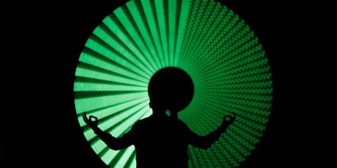 Εβδομάδα σχεδιαστών στο Μιλάνο της Ιταλίας -Φωτογραφία: AP Photo/Luca Bruno