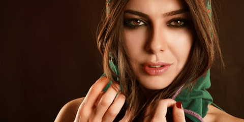 Τι απάντησε στον Ταγίπ Ερντογάν η παρουσιάστρια Γκιοσζντέ Κανσού που απολύθηκε λόγω ντεκολτέ.