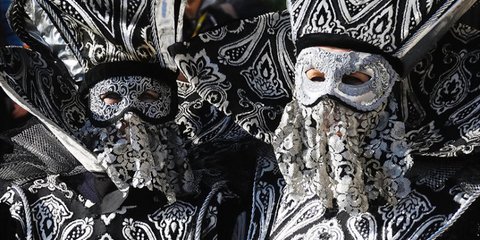 Καρναβάλι Βενετίας... 