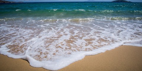 Καλοκαίρι-λατρεία σε πεντακάθαρα, κρυστάλλινα νερά του Αιγαίου -Φωτογραφία: EUROKINISSI/ΛΥΔΙΑ ΣΙΩΡΗ