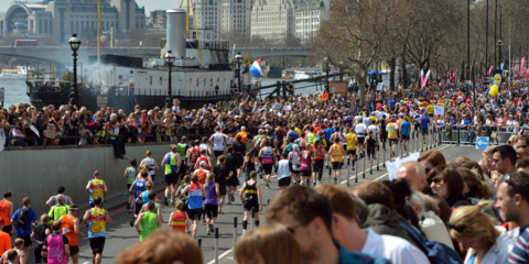 Κοσμοπλημμύρα στον φετινό μαραθώνιο του Λονδίνου