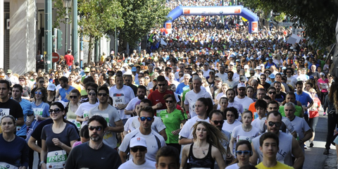 Το αγωνιστικό της πρόσωπο έδειξε την Κυριακή η Αθήνα, φιλοξενώντας τον 3ο Διεθνή Ημιμαραθώνιο Αθήνας και τους περίπου 12.000 δρομείς που πήραν μέρος. Ο Μιχάλης Παρμάκης ήταν ο νικητής στο Πανελλήνιο Πρωτάθλημα Ημιμαραθωνίου, αλλά και στη γενική κατάταξη. 