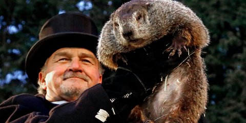 Η μέρα της μαρμότας -Για την ιστορία, η μαρμότα προέβλεψε άλλες 6 εβδομάδες χειμώνα -ΦΗ μέρα της μαρμότας στις ΗΠΑ -Για την ιστορία, η μαρμότα προέβλεψε άλλες 6 εβδομάδες χειμώνα -Φωτογραφία: AP Photo/Gene J. Puskarωτογραφία: AP Photo/Gene J. Puskar