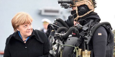 Οι ειδικές δυνάμεις εντυπωσιάζουν τη Μέρκελ... 