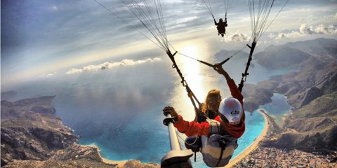 Selfie σε εκατοντάδες μέτρα ύψος.... 