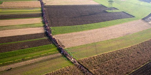 Σλοβενία: Το μακρύ καραβάνι των προσφύγων