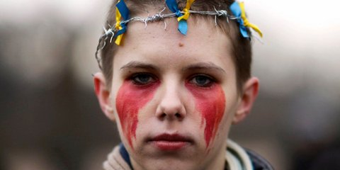 «Η εικόνα της ημέρας»: Το συγκλονιστικό αντιπολεμικό μήνυμα ενός ανήλικου