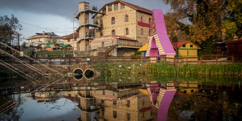  Ο «Μύλος των ξωτικών» στα Τρίκαλα ετοιμάζεται για τα Χριστούγεννα -Φωτογραφία:EUROKINISSI/ΘΑΝΑΣΗΣ ΚΑΛΛΙΑΡΑΣ