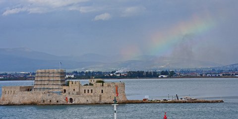 Ουράνιο τόξο στο Ναύπλιο