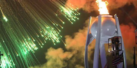 Η εντυπωσιακή έναρξη των χειμερινών Παραολυμπιακών Αγώνων στην Πιονγκγιάνγκ -Φωτογραφία: AP Photo/Ng Han Guan