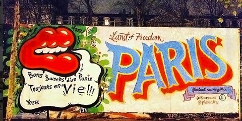 «Φιλιά από το Παρίσι που είναι ακόμη ζωντανό»!