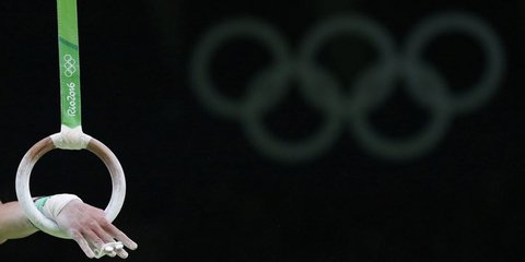 Το χέρι του «θεού»Λευτέρη Πετρούνια στους Ολυμπιακούς του Ρίο 2016- Φωτογραφία: EPA/HOW HWEE YOUNG