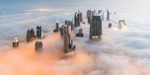 Πυκνή ομίχλη στο Ντουμπάι 